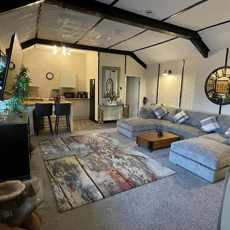 The Coach House At The Bull Inn Milton Keynes Extérieur photo