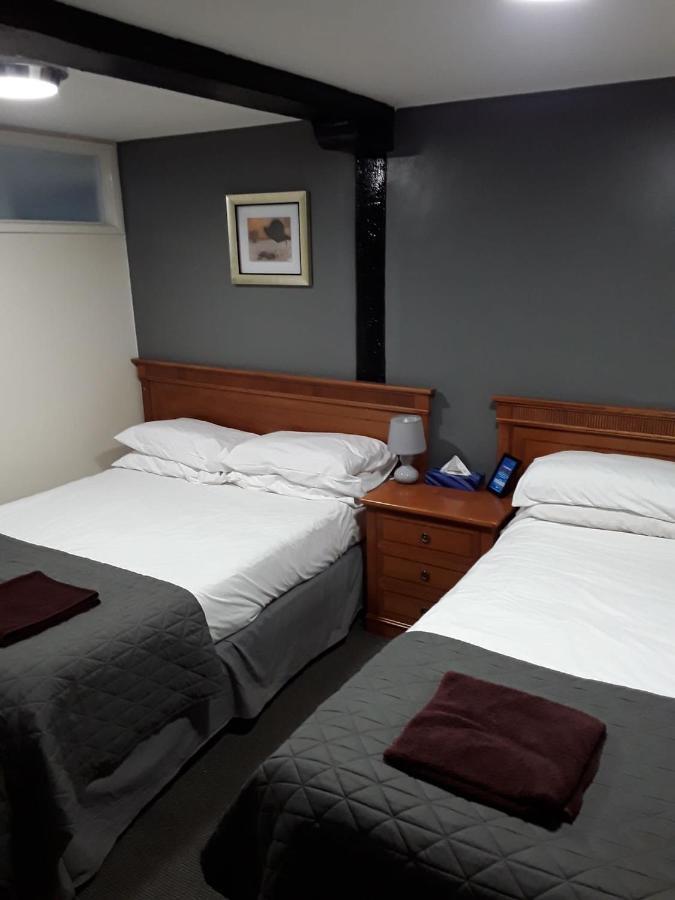 The Coach House At The Bull Inn Milton Keynes Extérieur photo