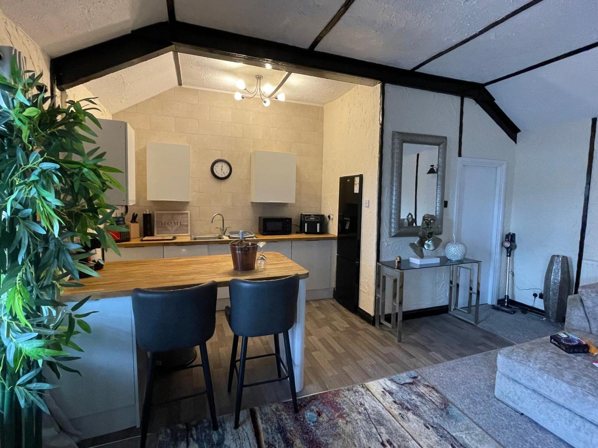The Coach House At The Bull Inn Milton Keynes Extérieur photo
